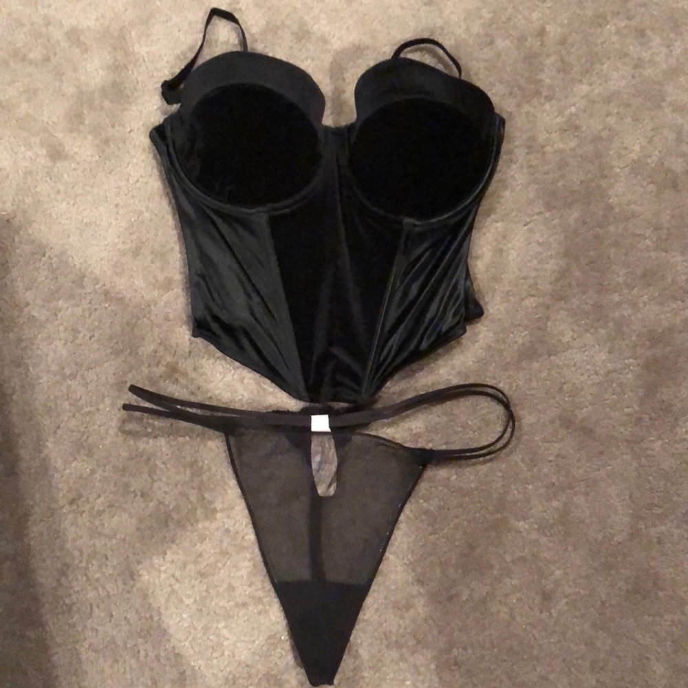 Victoria’s Secret black velvet bustier (36D) & sheer/sequin lace thong (L) NWT